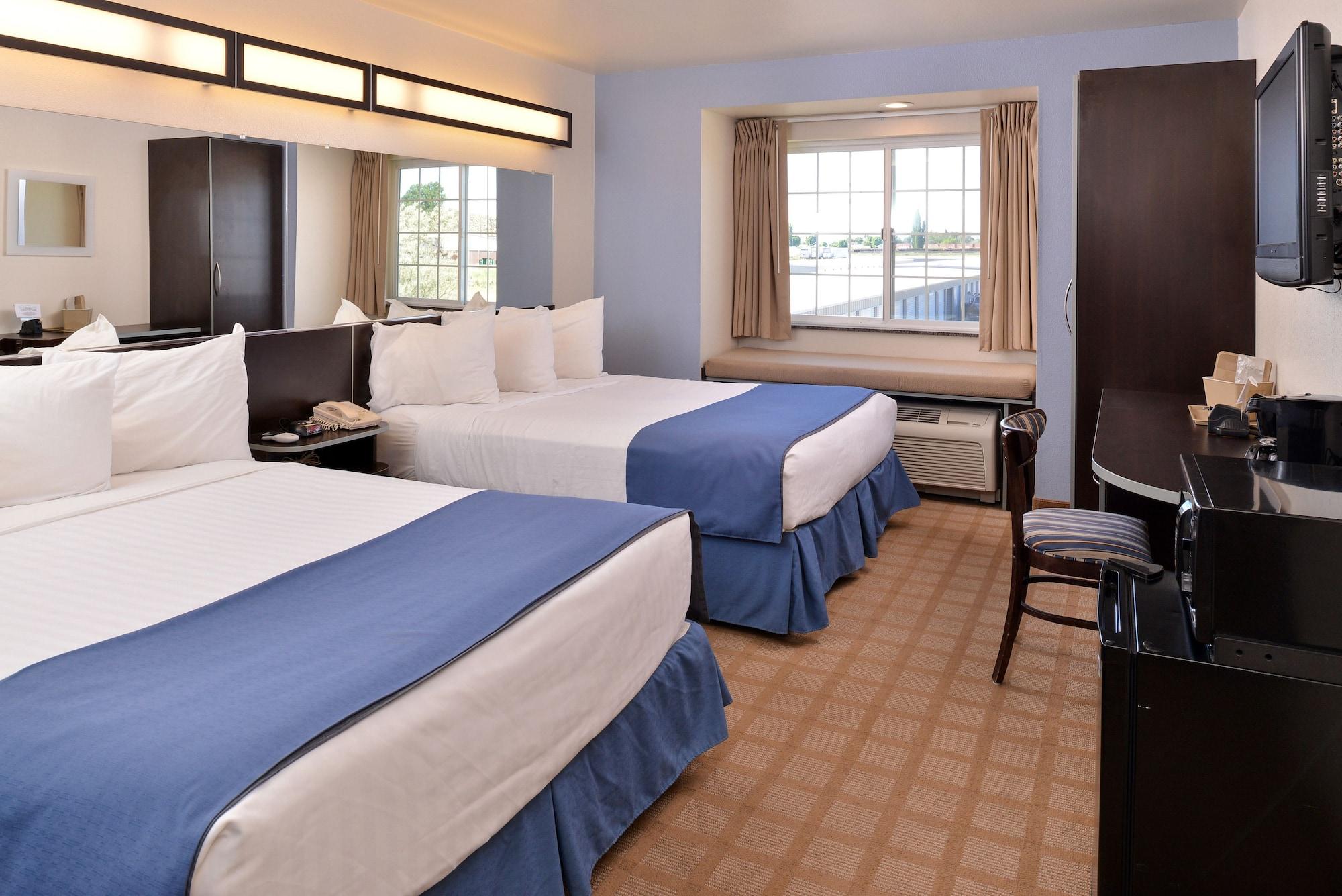 Microtel Inn & Suites By Wyndham Klamath Falls Exterior foto